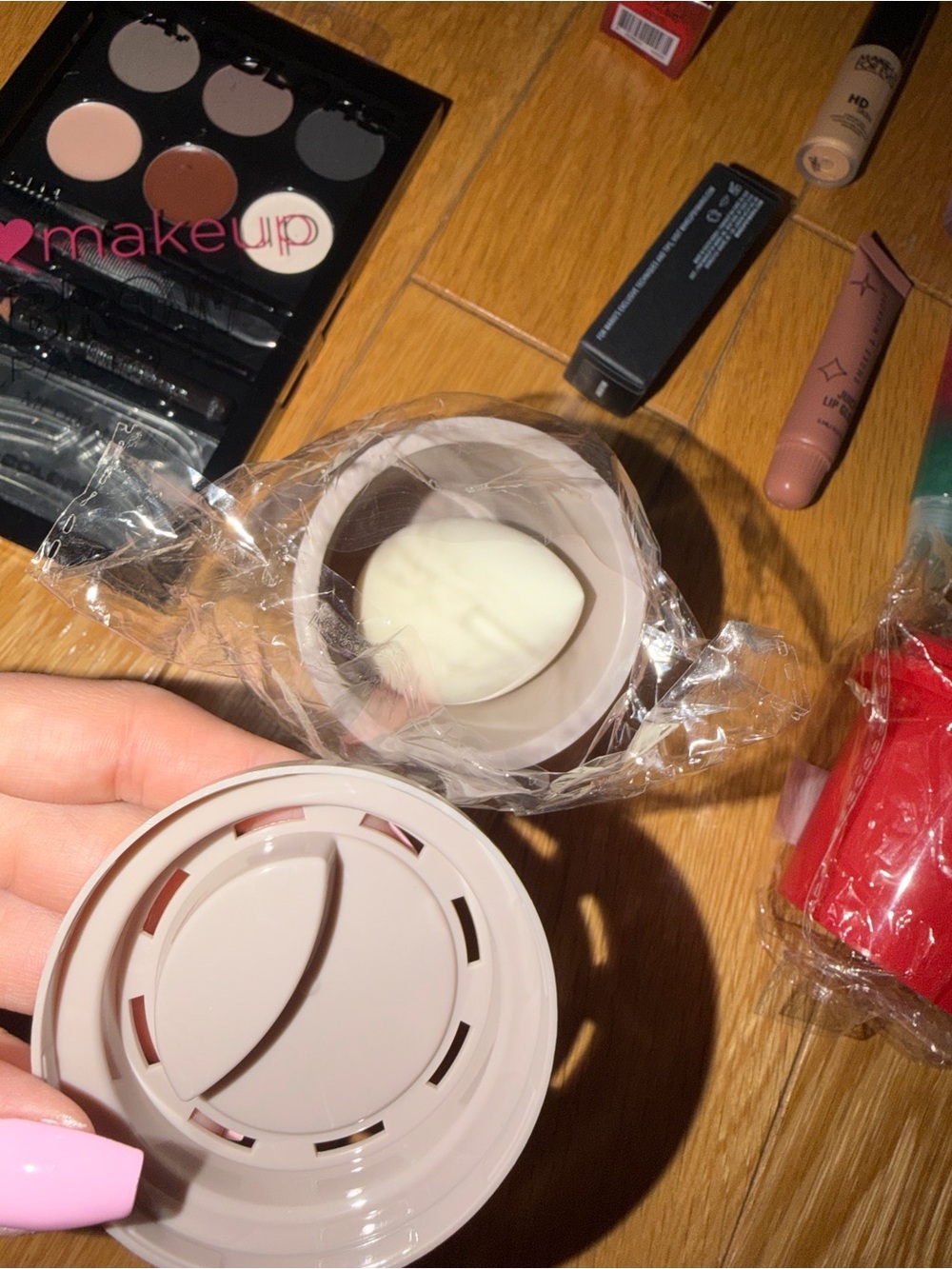 BRAND NEW Makeup Bundle - Picture 7 of 7